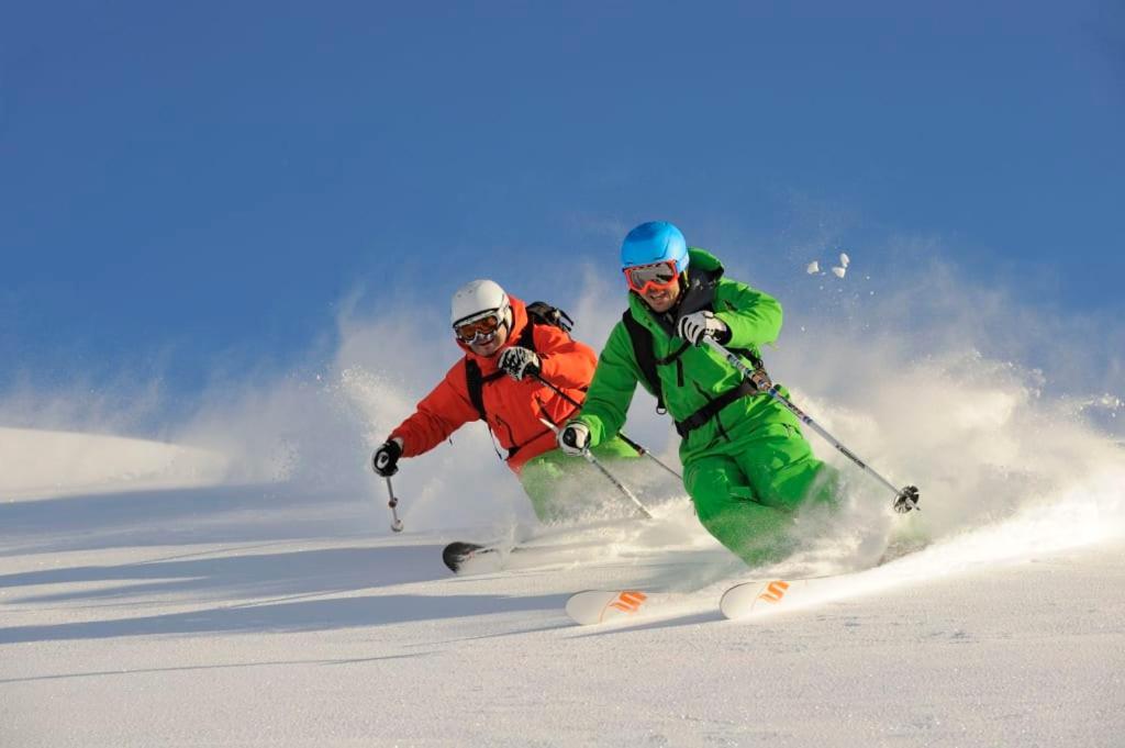 Pete Alpine Boutique Hotel - Klein Und Fein - Private Spa Suiten Und Zimmer Sankt Anton am Arlberg Ngoại thất bức ảnh