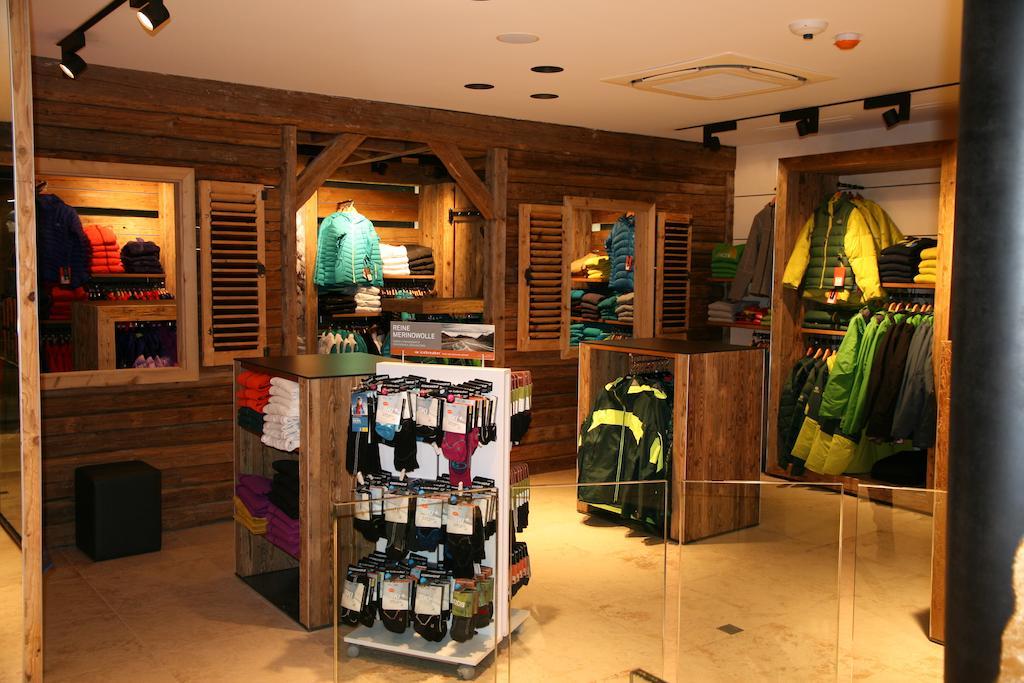 Pete Alpine Boutique Hotel - Klein Und Fein - Private Spa Suiten Und Zimmer Sankt Anton am Arlberg Ngoại thất bức ảnh