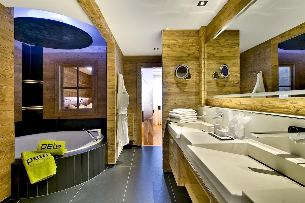 Pete Alpine Boutique Hotel - Klein Und Fein - Private Spa Suiten Und Zimmer Sankt Anton am Arlberg Phòng bức ảnh